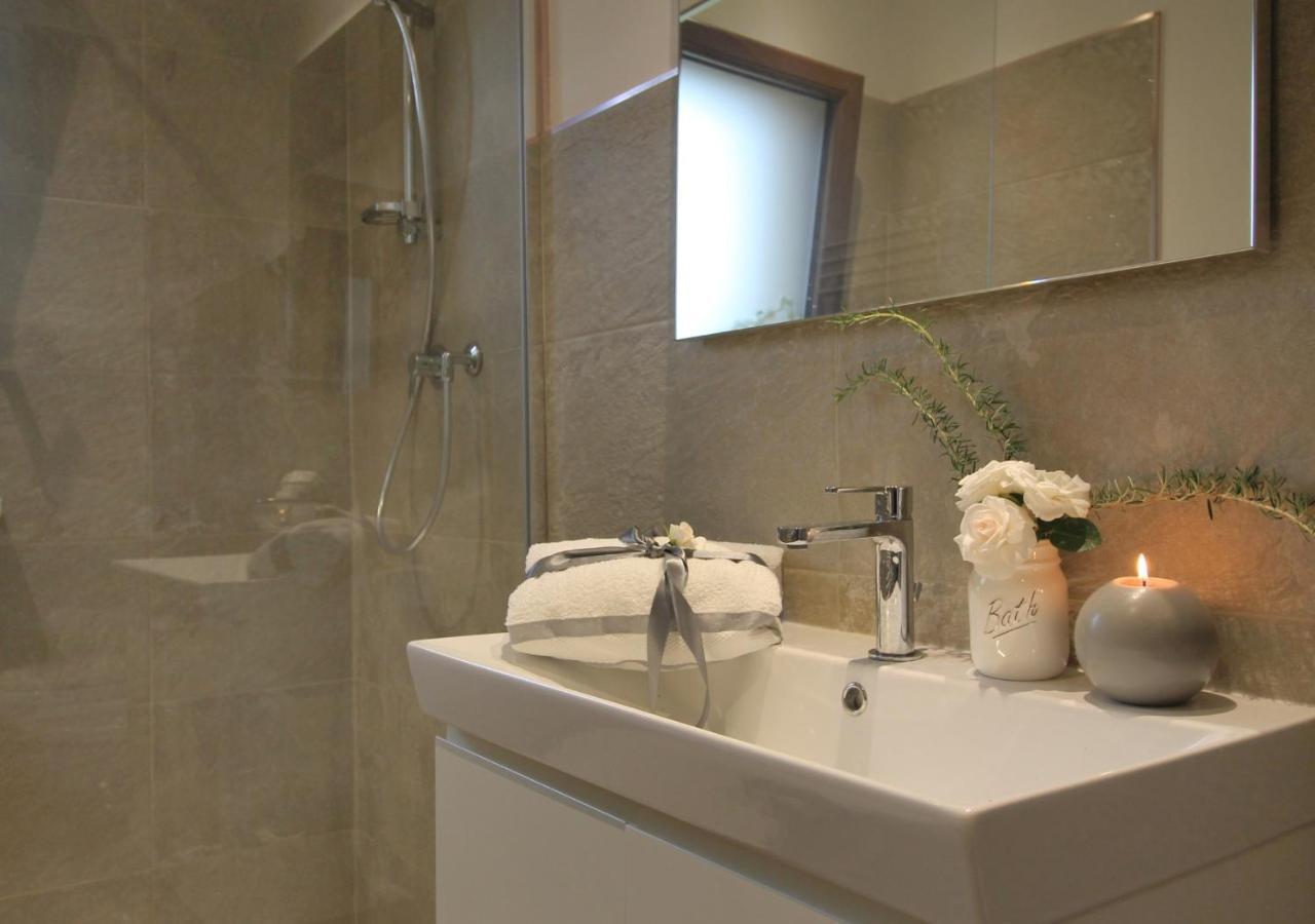Il Rosale A Celle Ligure Bed & Breakfast Exterior photo