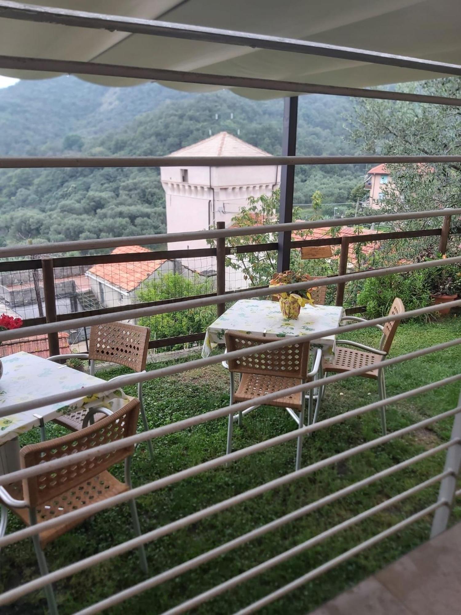 Il Rosale A Celle Ligure Bed & Breakfast Exterior photo
